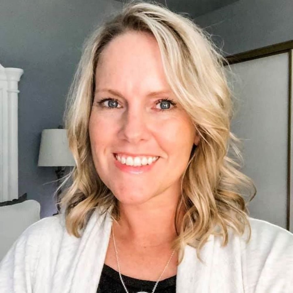 Meet your Posher, Angie